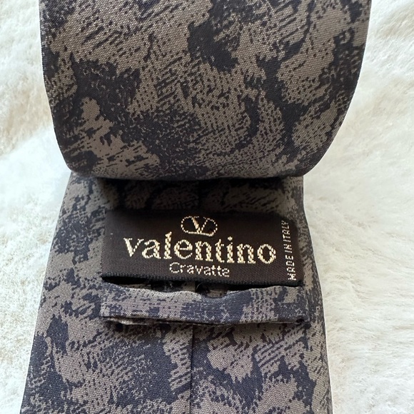 Valentino Cravatte Vintage Silk Brown Floral Men's Tie - Made in Italy. - Picture 3 of 10